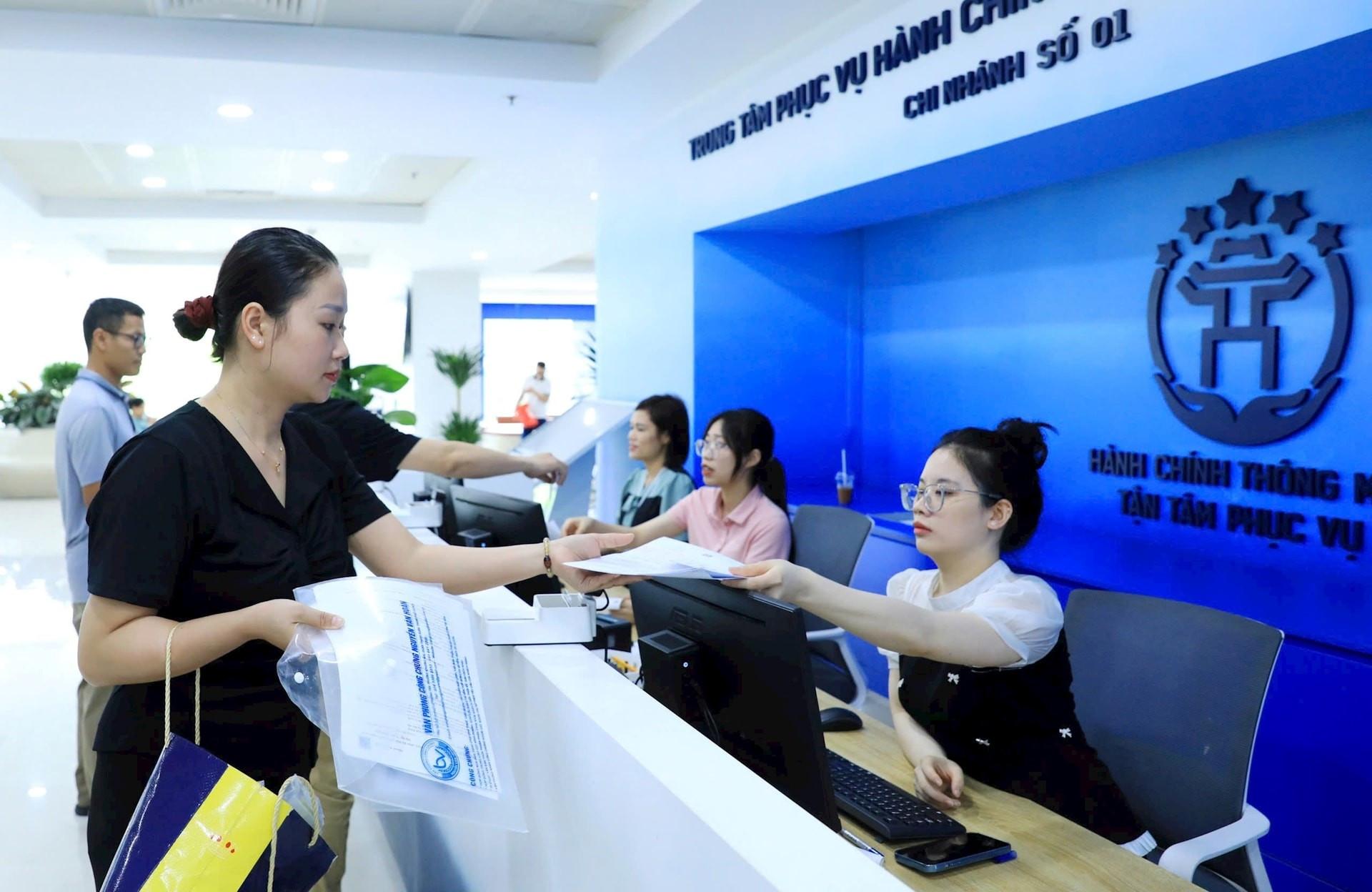 Đẩy mạnh cải cách hành chính, nâng cao chất lượng phục vụ người dân